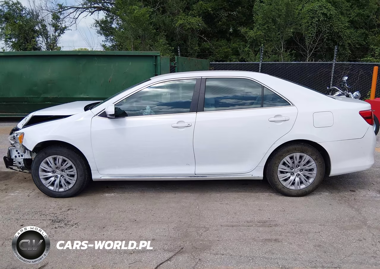 2013 Toyota Camry Le VIN:4T1BF1FK8DU205730 - 15