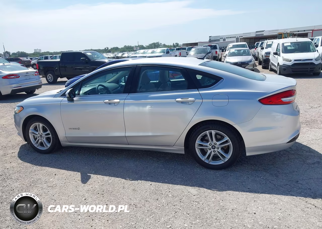 2018 Ford Fusion Hybrid S VIN:3FA6P0UU0JR243608 - 14