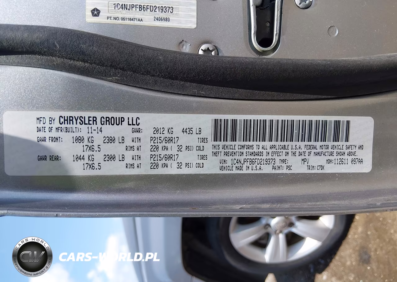 2015 Jeep Patriot Latitude VIN:1C4NJPFB6FD219373 - 9