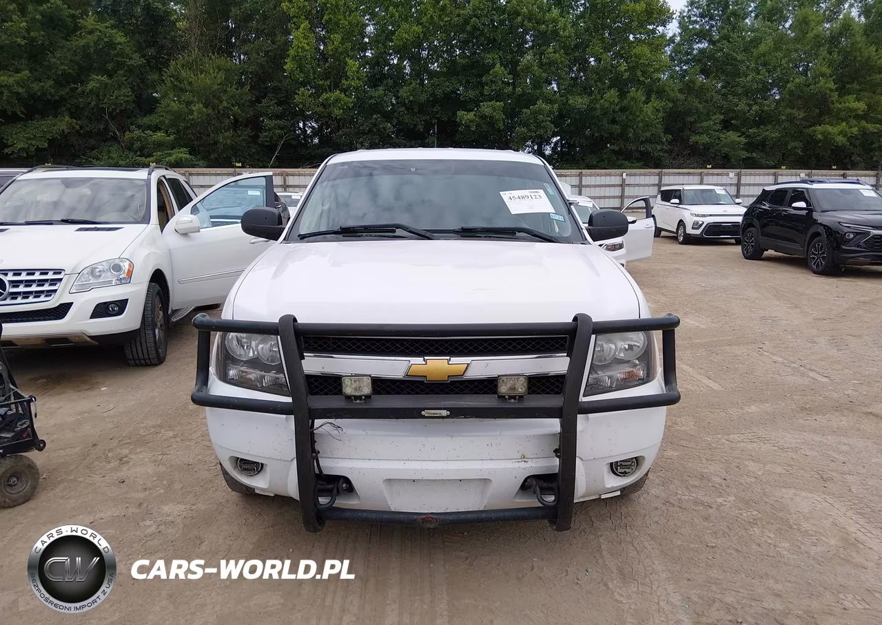2013 Chevrolet Tahoe Commercial VIN:1GNLC2E01DR369239 - 12