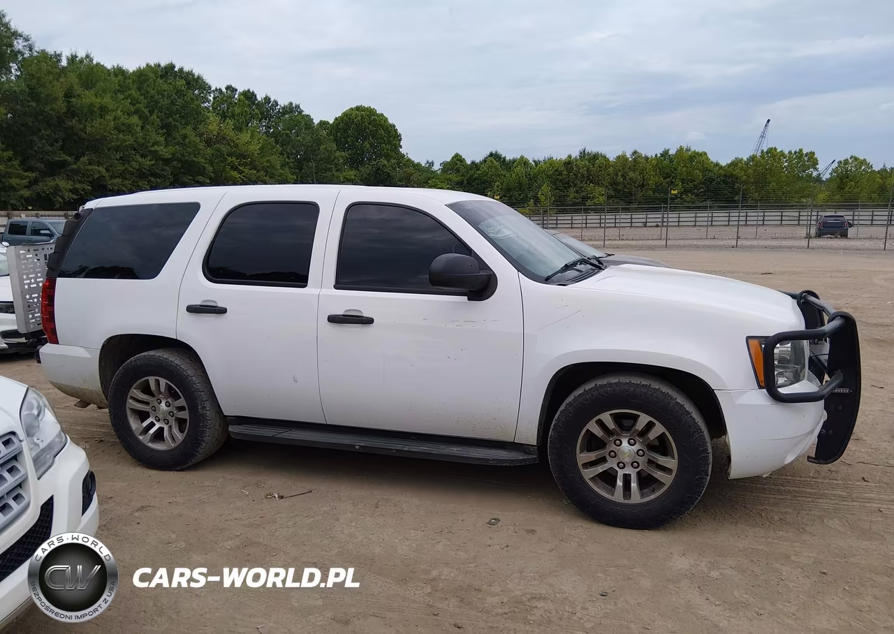 2013 Chevrolet Tahoe Commercial VIN:1GNLC2E01DR369239 - 13