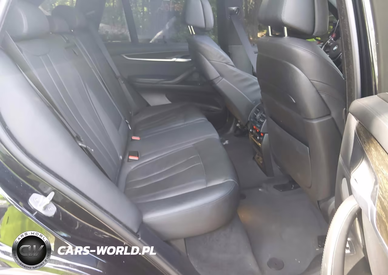 2016 BMW X5 xDrive50I VIN:5UXKR6C57G0J79719 - 8