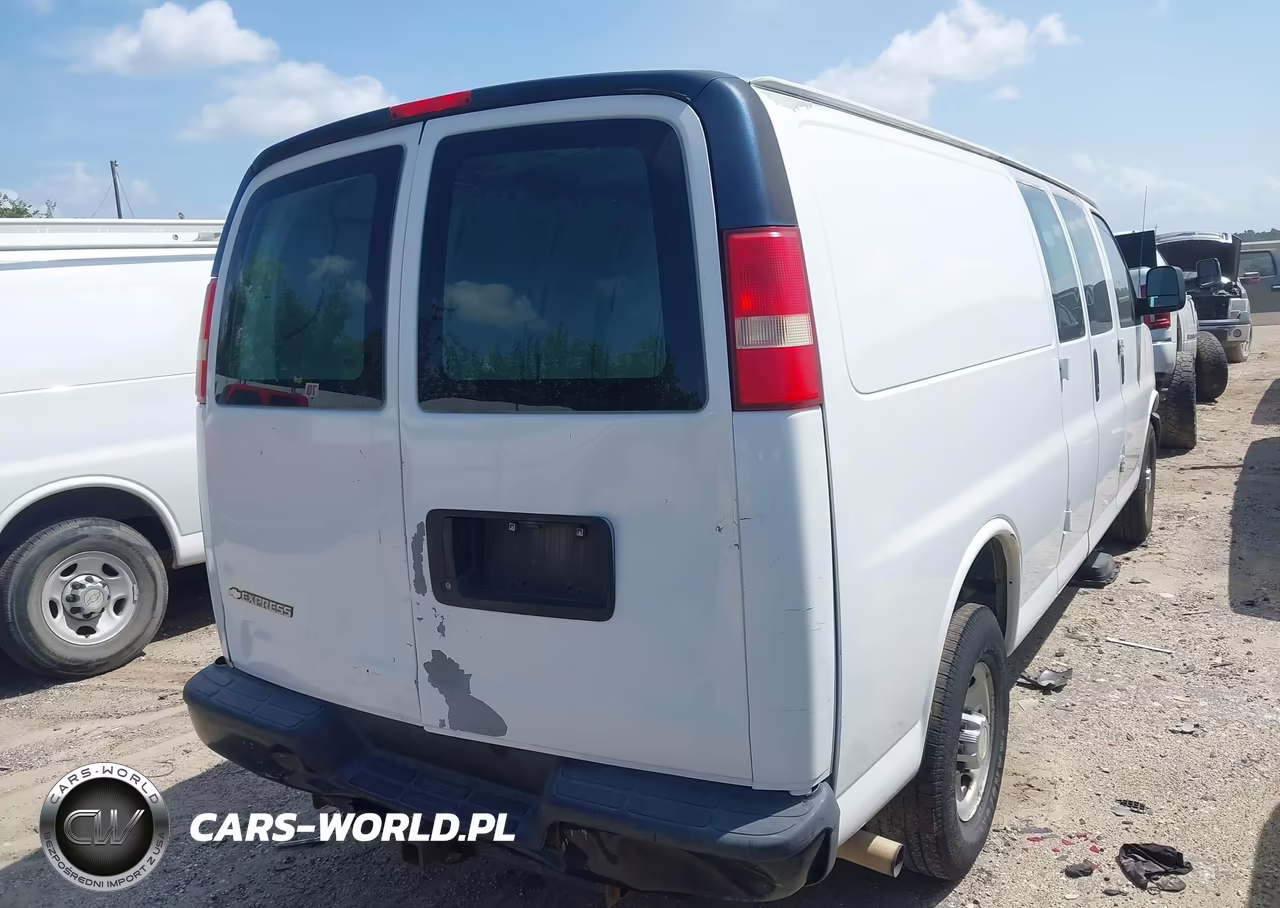 2012 Chevrolet Express 3500 Work Van VIN:1GCZGUBA2C1177177 - 4