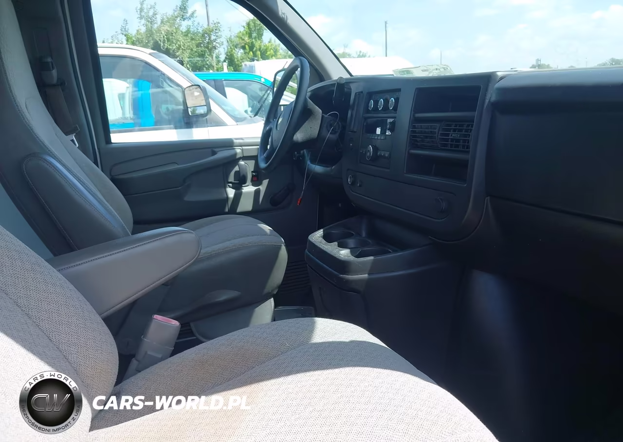 2012 Chevrolet Express 3500 Work Van VIN:1GCZGUBA2C1177177 - 5