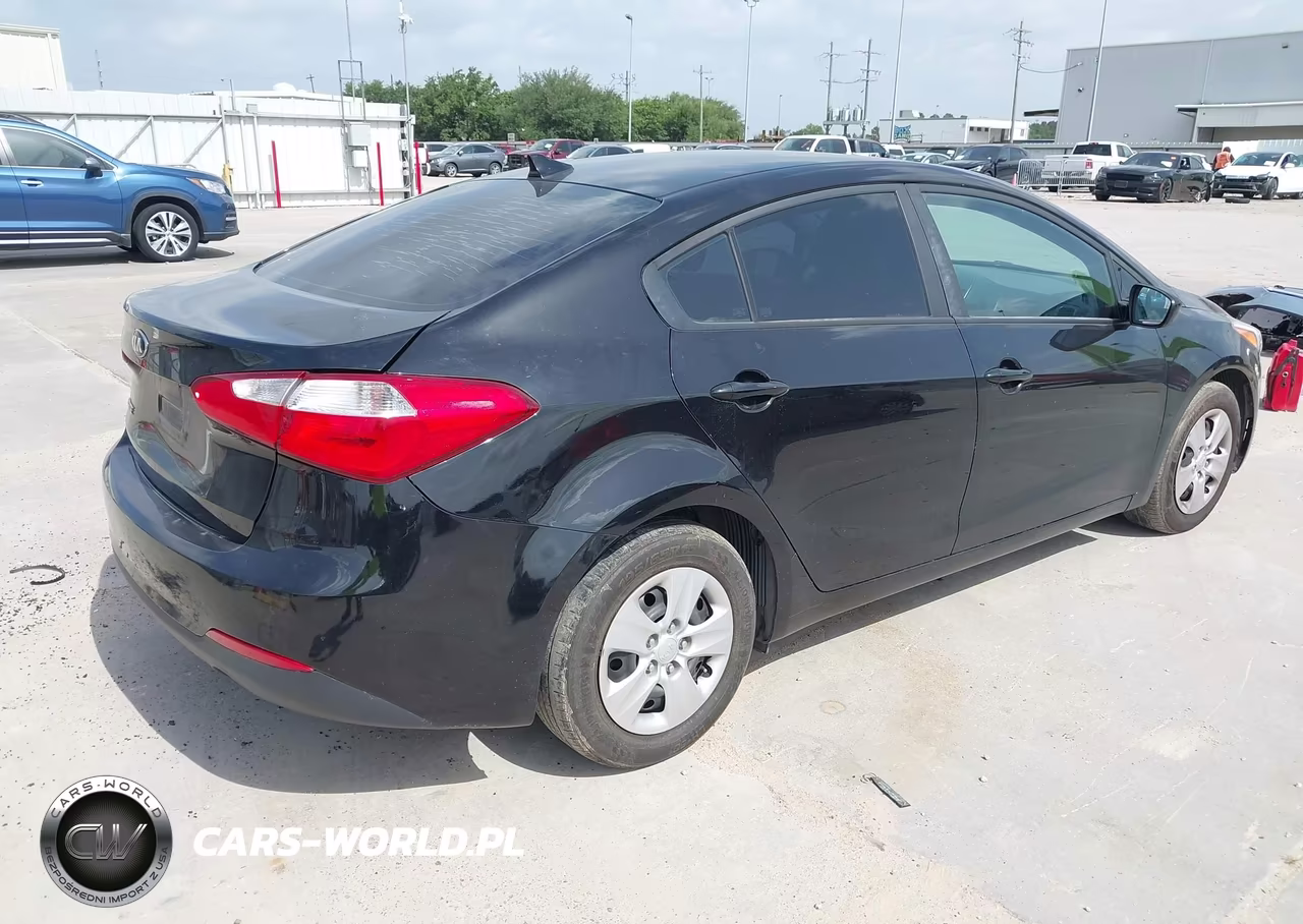 2017 Kia Forte Lx VIN:3KPFK4A73HE039594 - 4