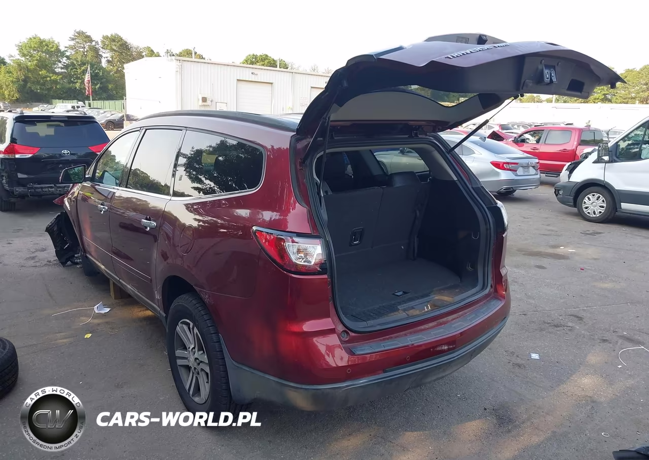 2017 Chevrolet Traverse Lt VIN:1GNKVHKD0HJ156657 - 3