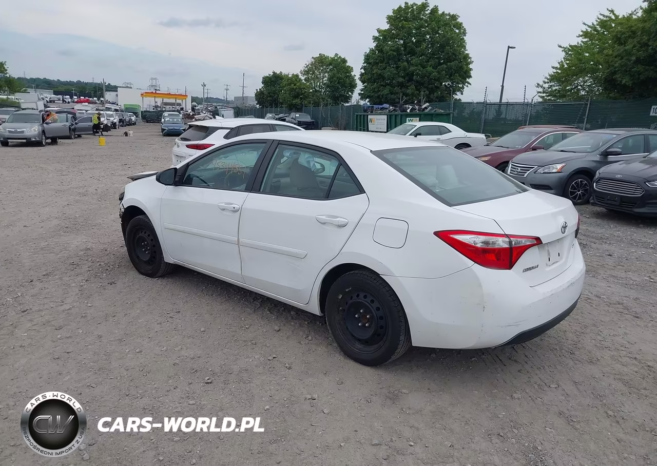 2016 Toyota Corolla Le VIN:2T1BURHE6GC489070 - 3