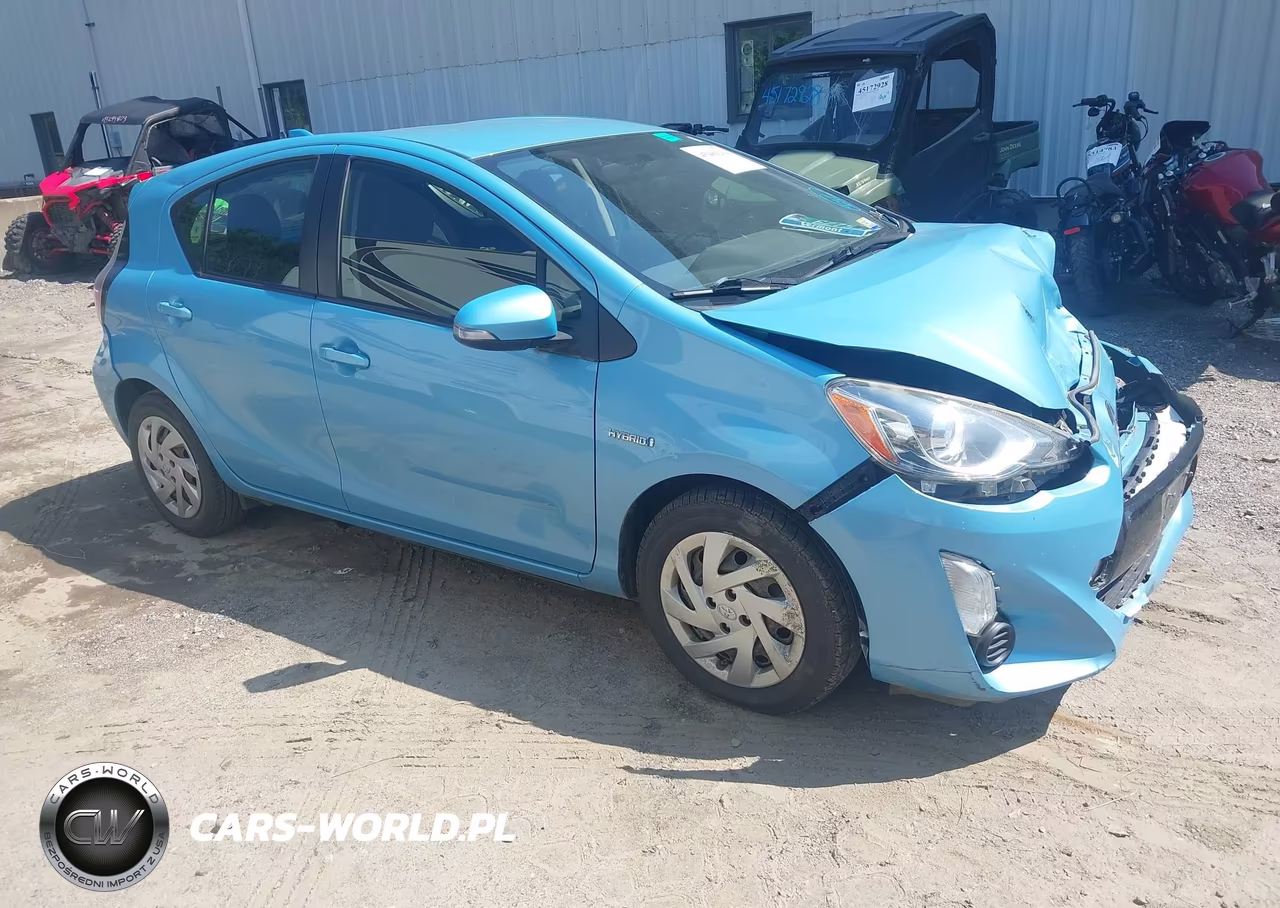 2015 Toyota Prius C Two