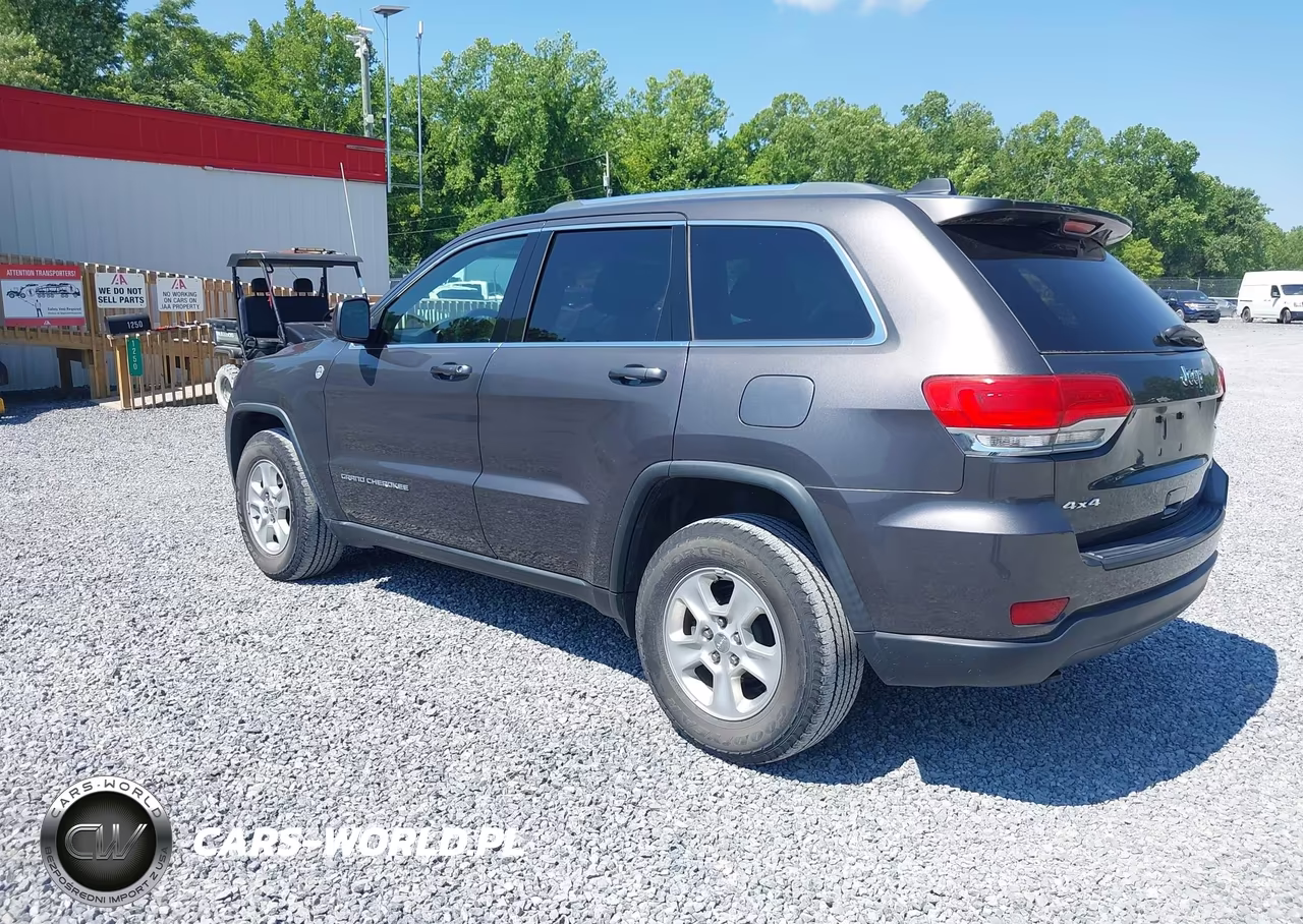 2016 Jeep Grand Cherokee Laredo VIN:1C4RJFAG8GC461023 - 3