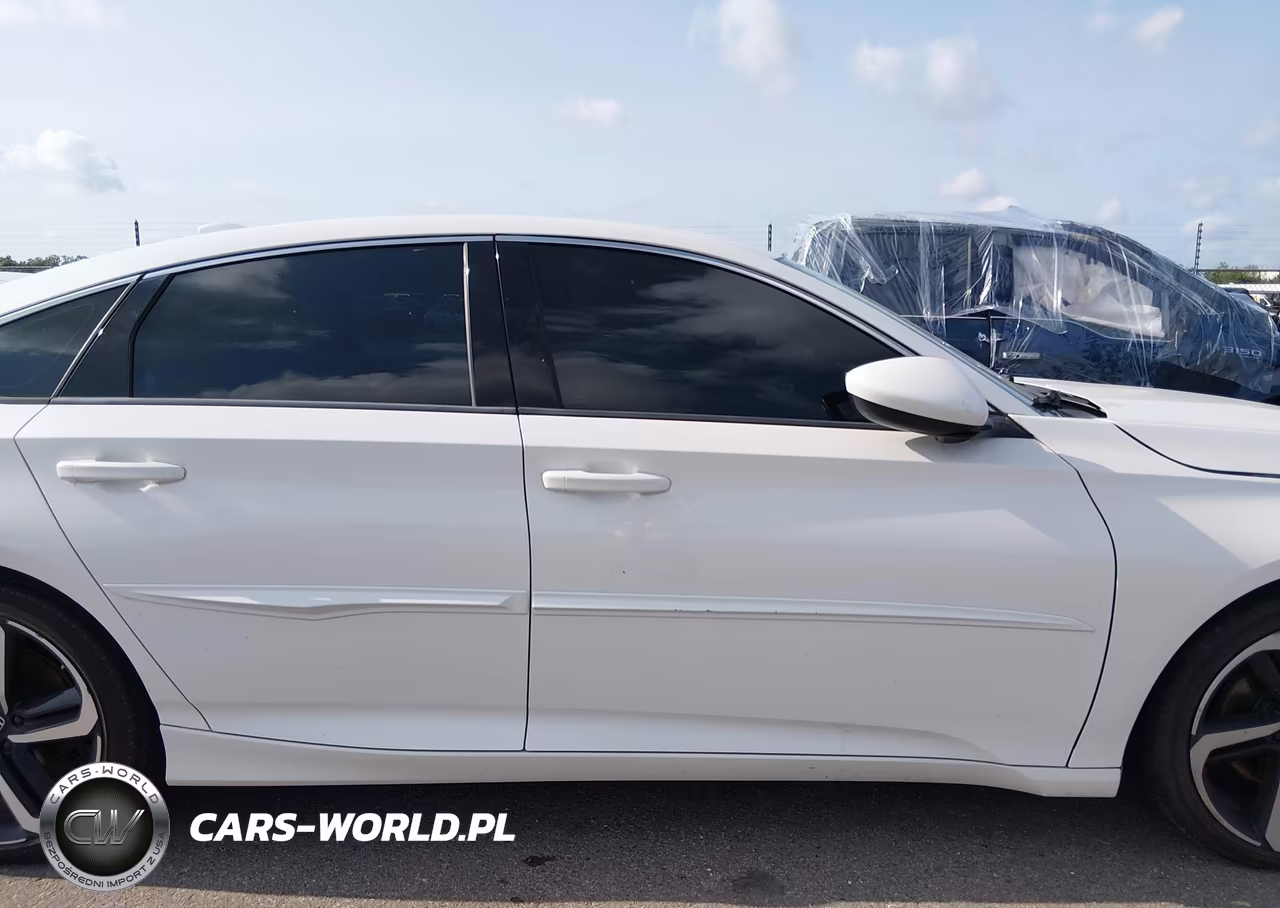 2019 Honda Accord Sport VIN:1HGCV1F31KA086326 - 14