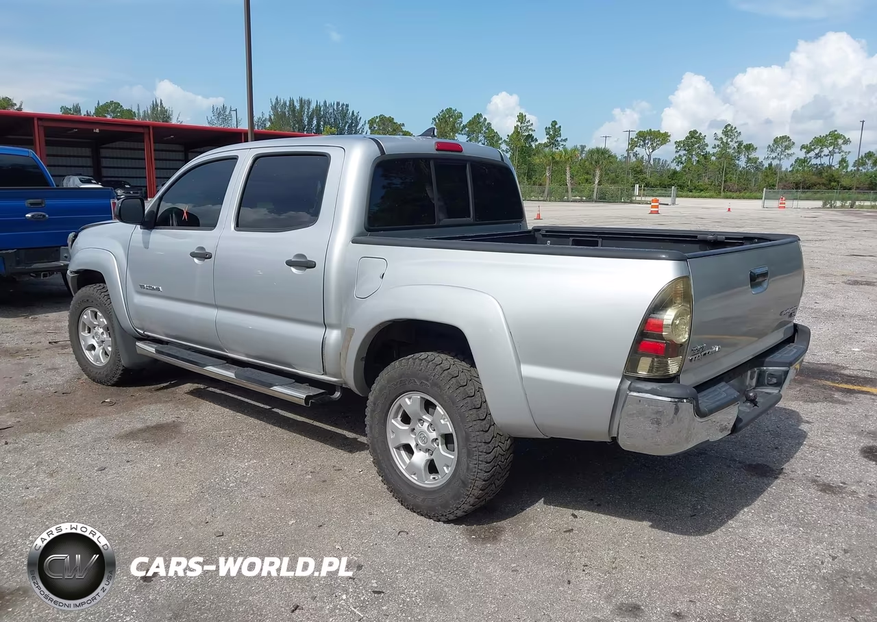 2012 Toyota Tacoma Prerunner VIN:5TFJX4GN9CX010479 - 3