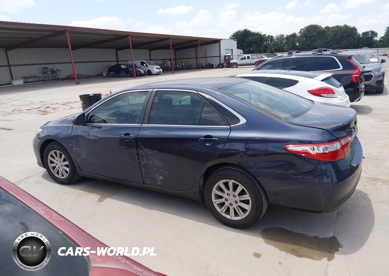 2016 Toyota Camry Le VIN:4T1BF1FK6GU527321 - 14