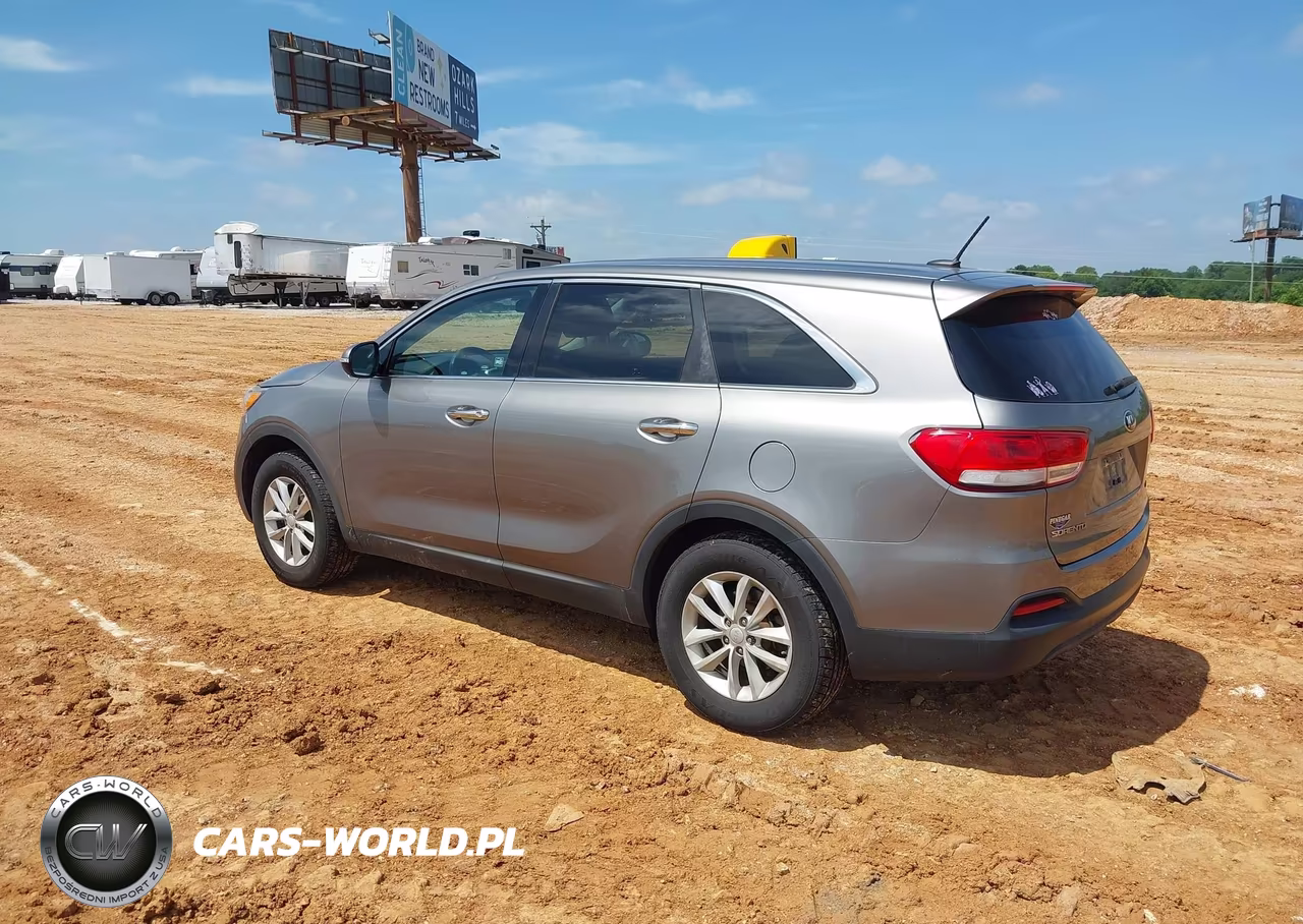2018 Kia Sorento 2.4L L VIN:5XYPG4A38JG382686 - 3