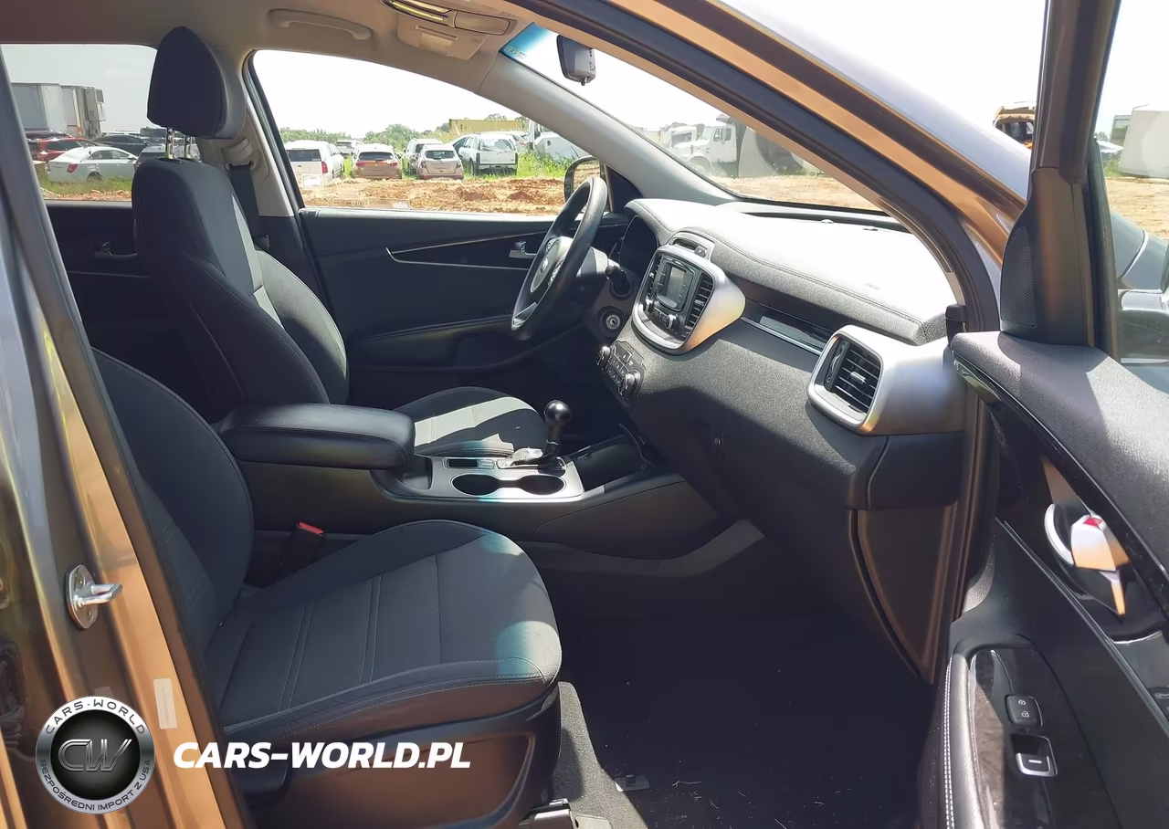 2018 Kia Sorento 2.4L L VIN:5XYPG4A38JG382686 - 5