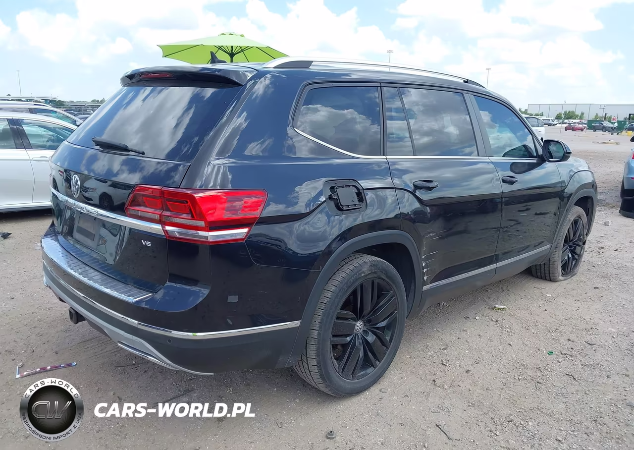 2018 Volkswagen Atlas 3.6L V6 Sel VIN:1V2ER2CA0JC537915 - 4