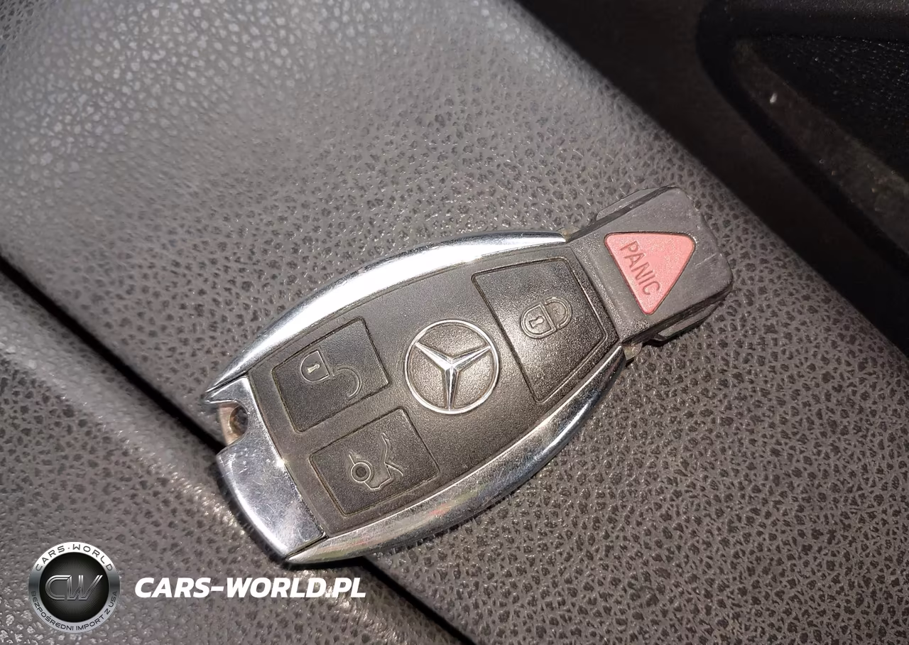 2013 Mercedes-Benz C 250 Sport VIN:WDDGF4HB2DA769065 - 11
