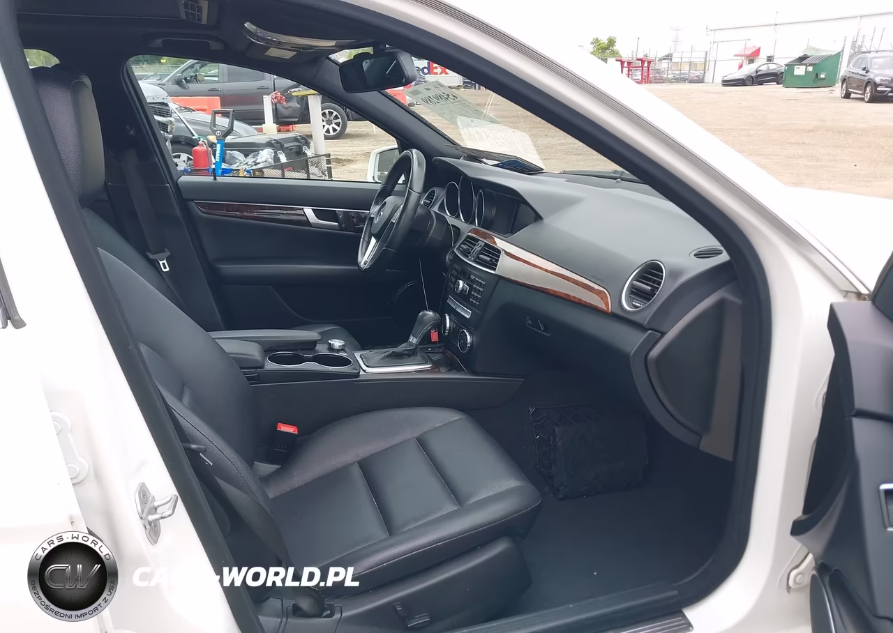 2013 Mercedes-Benz C 250 Sport VIN:WDDGF4HB2DA769065 - 5