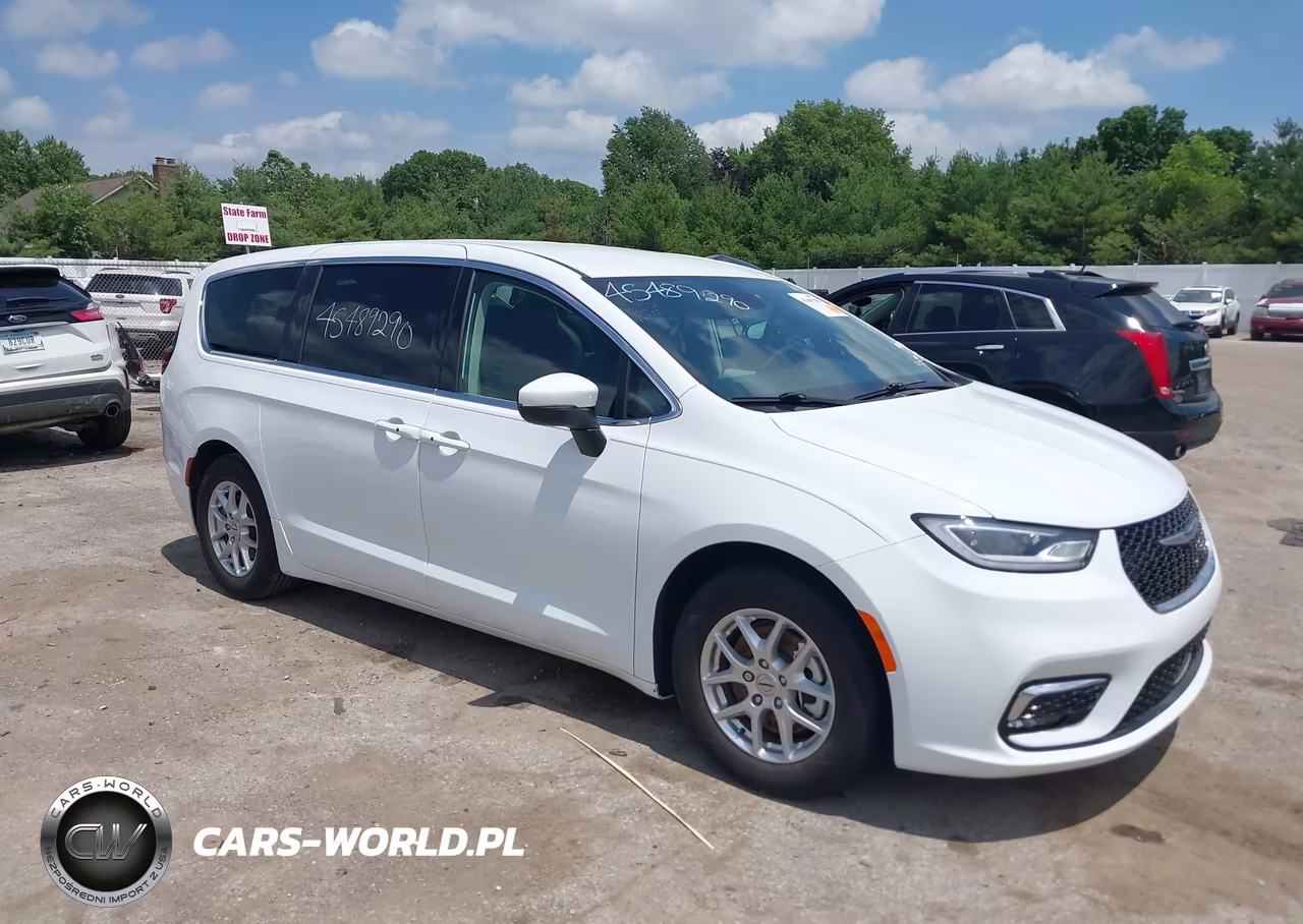2023 Chrysler Pacifica Touring L – zdjęcie 1 z 11