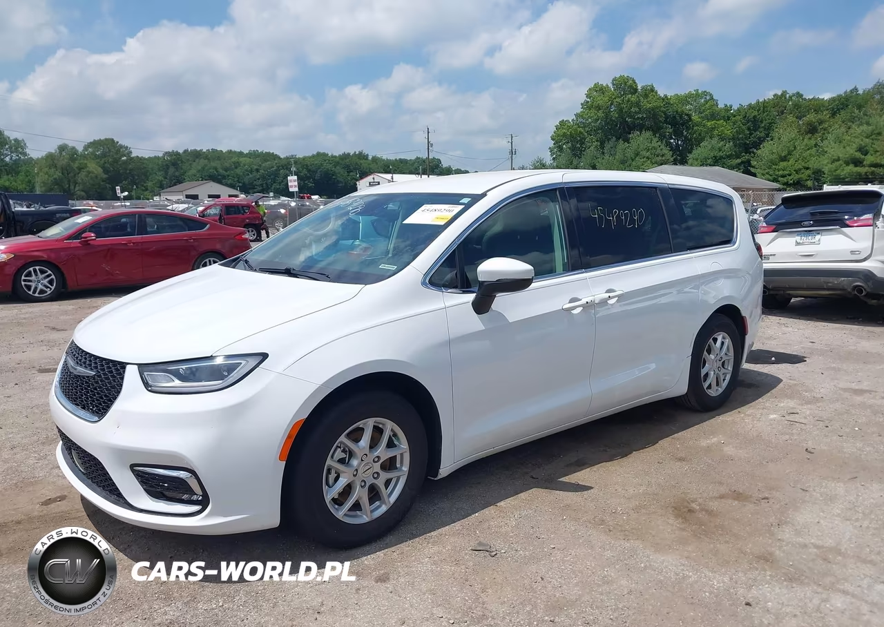 2023 Chrysler Pacifica Touring L VIN:2C4RC1BG8PR508571 - 2