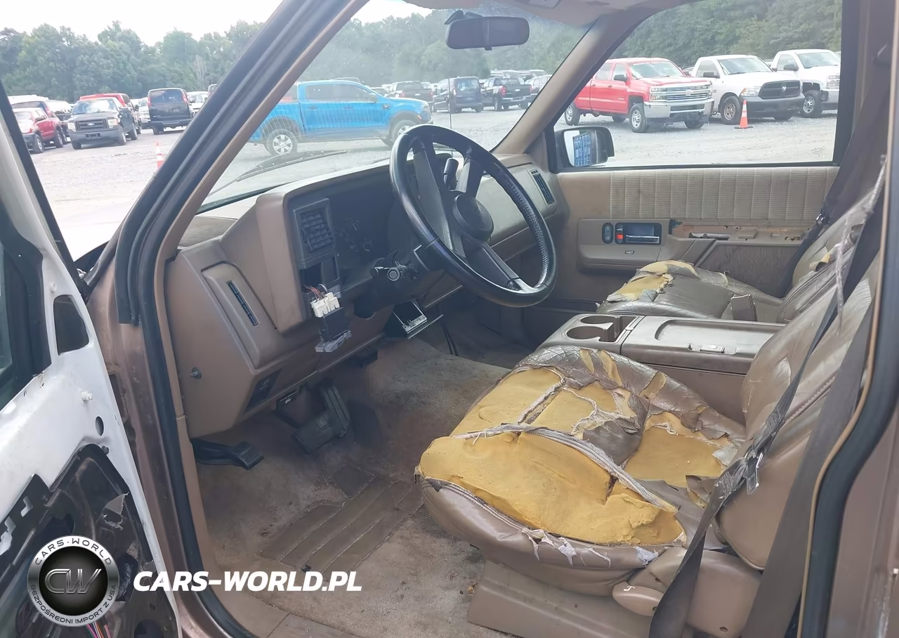 1994 GMC Suburban C1500 VIN:1GKEC16K8RJ770745 - 5