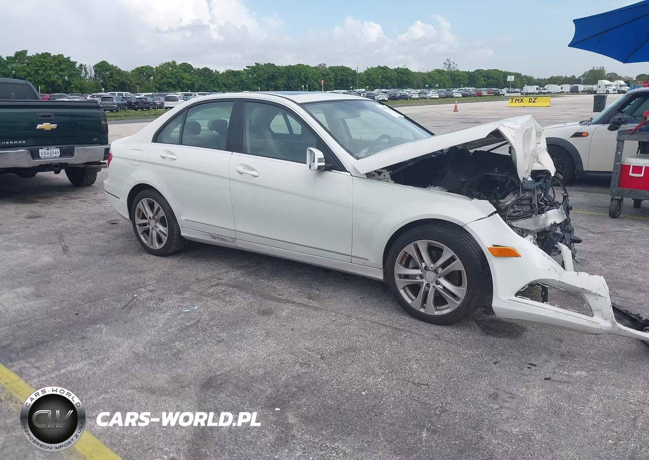 2012 Mercedes-Benz C 250 Luxury-Sport