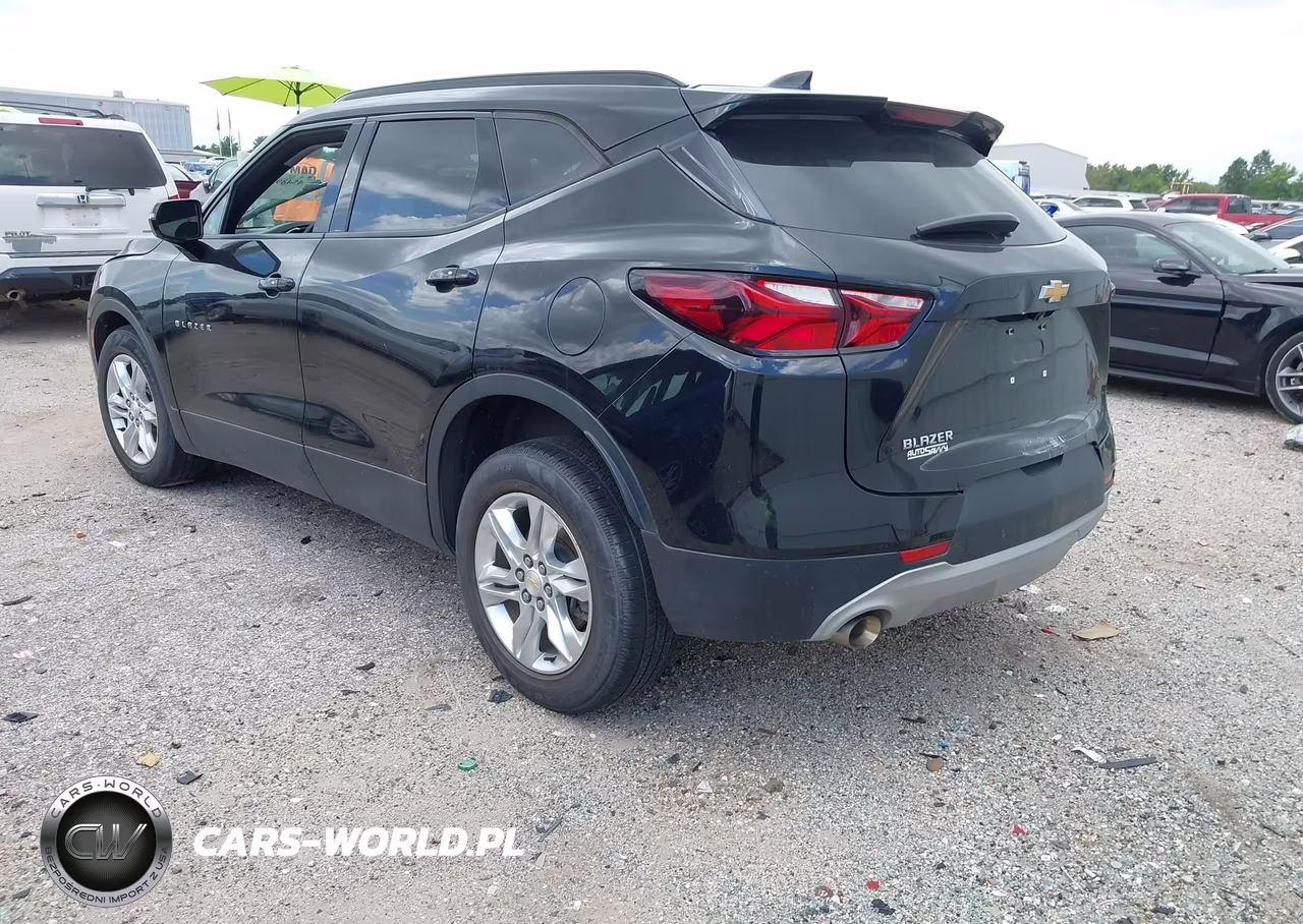 2021 Chevrolet Blazer Fwd 2Lt VIN:3GNKBCRS2MS556082 - 3