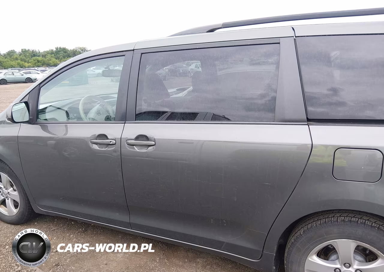 2014 Toyota Sienna Le V6 8 Passenger VIN:5TDKK3DC2ES419058 - 15