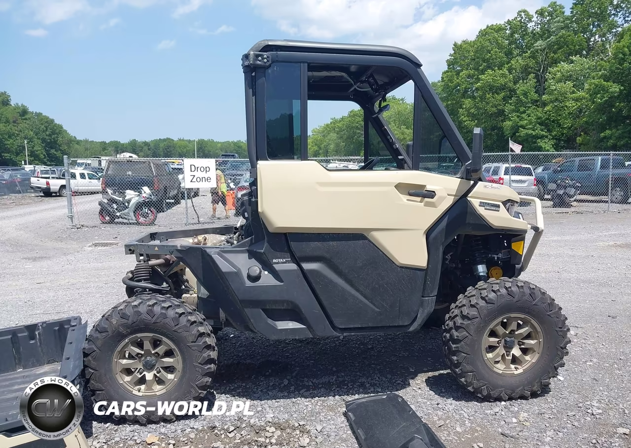 2024 Can-Am Defender Limited Cab Hd10 VIN:3JBUVAX44RK006071 - 13