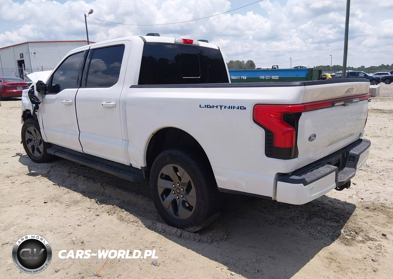 2024 Ford F-150 Lightning Lariat VIN:1FT6W5L75RWG26068 - 3