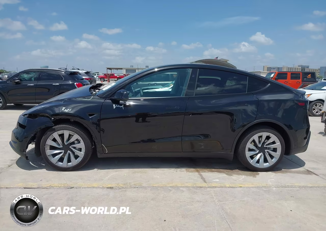 2026 Tesla Model Y Premium Rear-Wheel Drive-Rear-Wheel Drive VIN:7SAYGDEDXTA439424 - 14