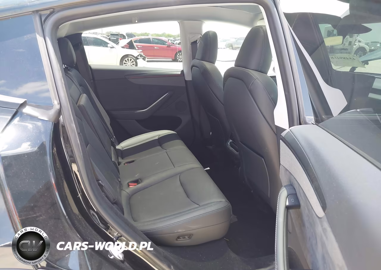2026 Tesla Model Y Premium Rear-Wheel Drive-Rear-Wheel Drive VIN:7SAYGDEDXTA439424 - 8