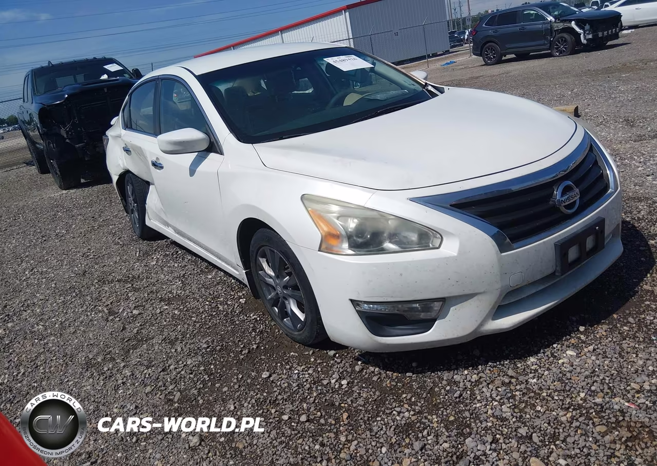 2015 Nissan Altima 2.5 S – zdjęcie 1 z 18