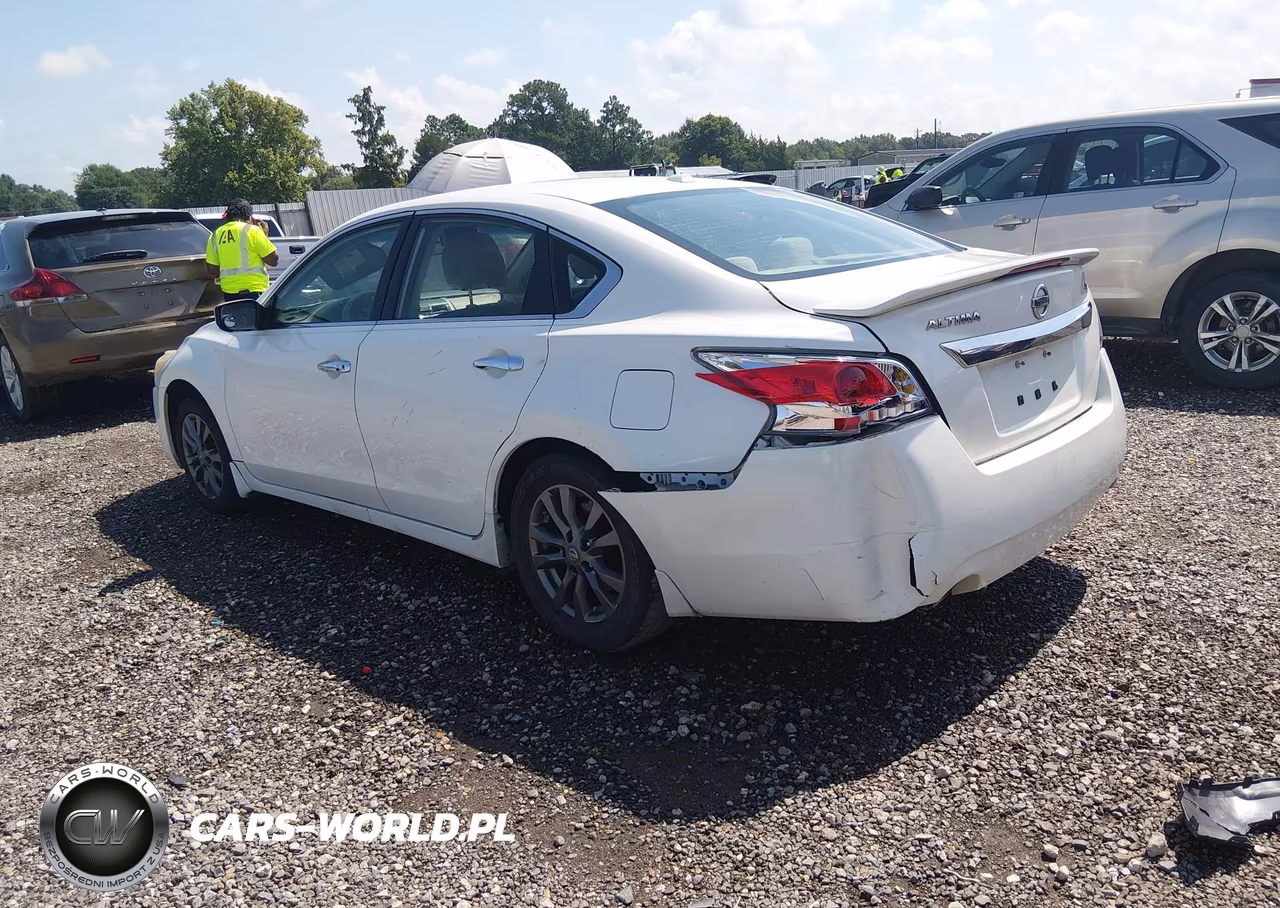 2015 Nissan Altima 2.5 S VIN:1N4AL3AP0FC421514 - 3