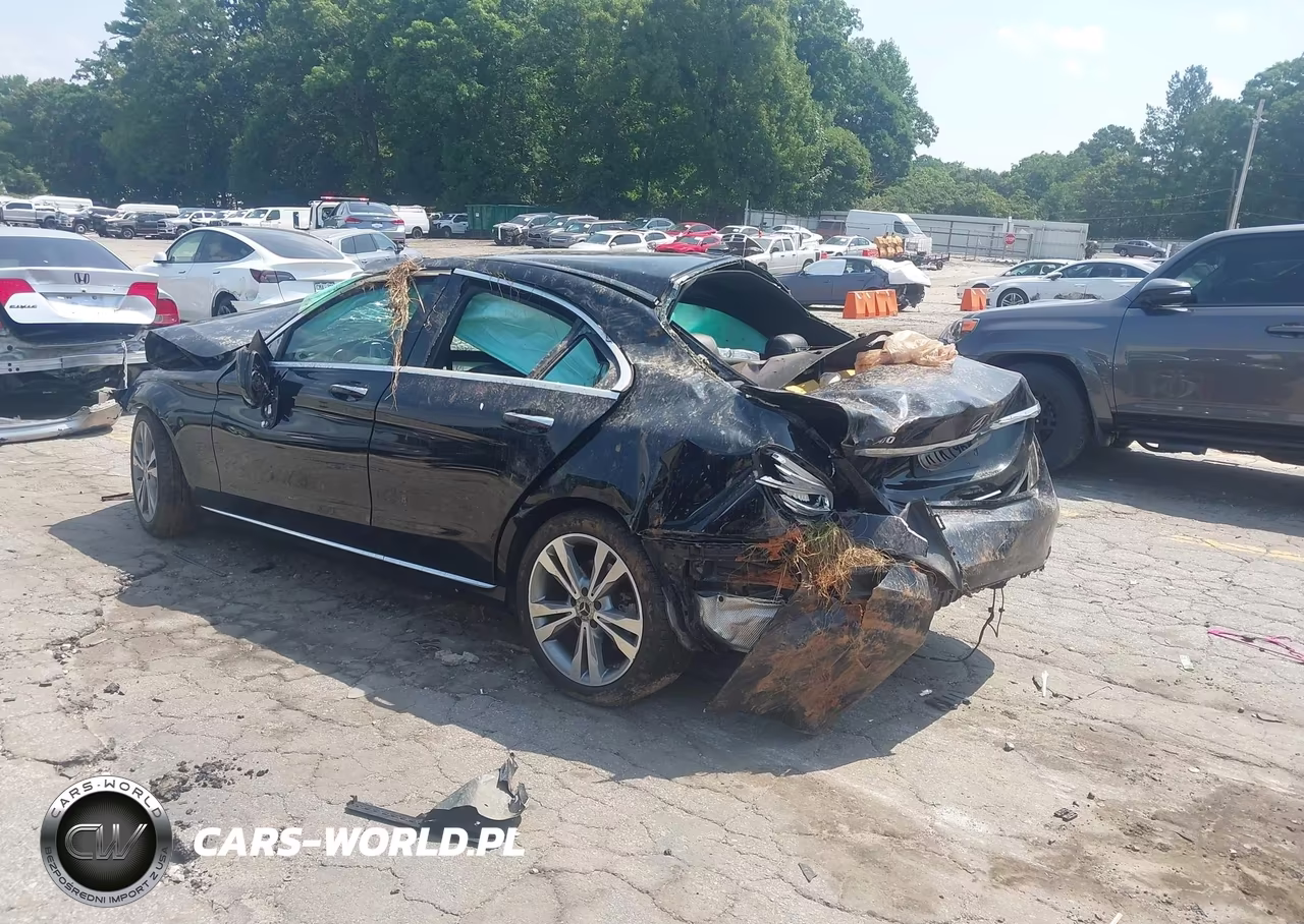2019 Mercedes-Benz C 300 VIN:55SWF8DB5KU301160 - 3