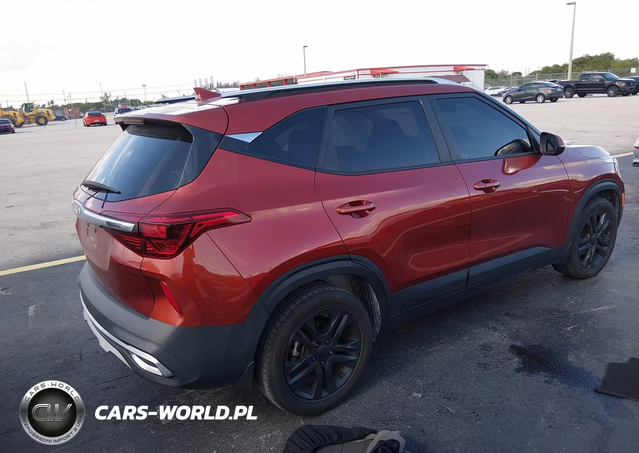 2023 Kia Seltos S VIN:KNDEU2AA9P7378445 - 4