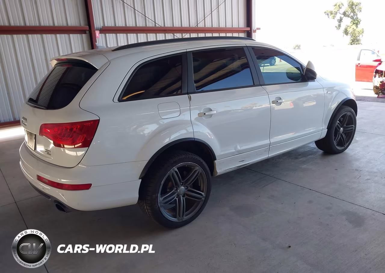 2014 Audi Q7 3.0T S Line Prestige VIN:WA1DGAFE9ED012051 - 4