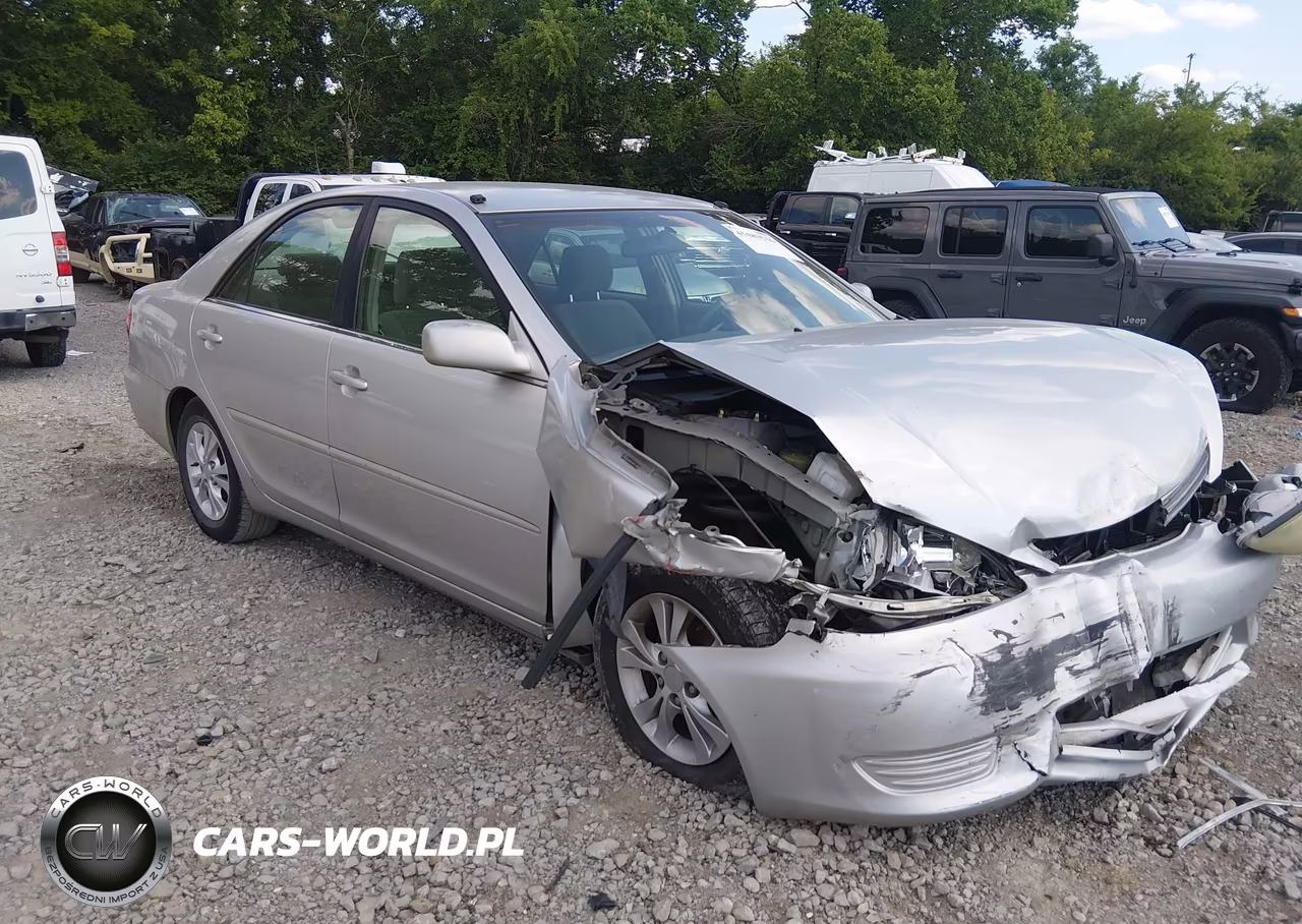 2005 Toyota Camry Le