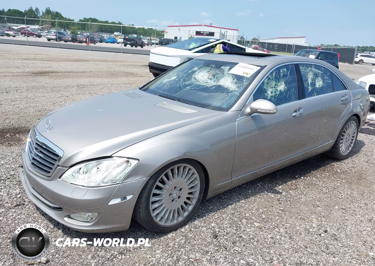 2007 Mercedes-Benz S 550 VIN:WDDNG71X27A046087 - 2