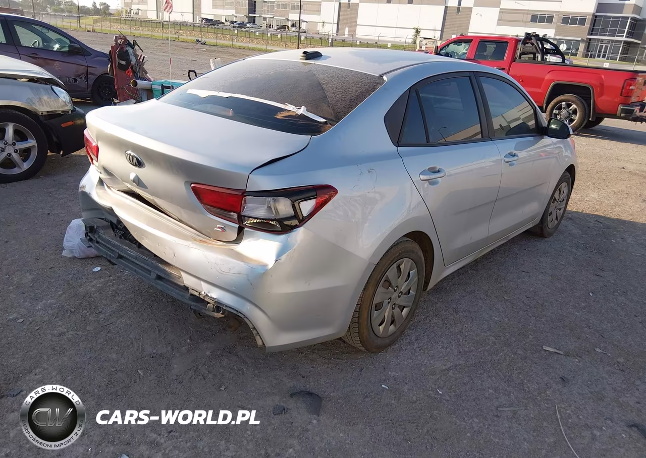 2018 Kia Rio S VIN:3KPA24AB7JE047430 - 4