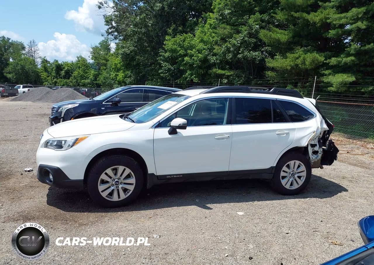 2016 Subaru Outback 2.5I Premium VIN:4S4BSBFC6G3332223 - 14