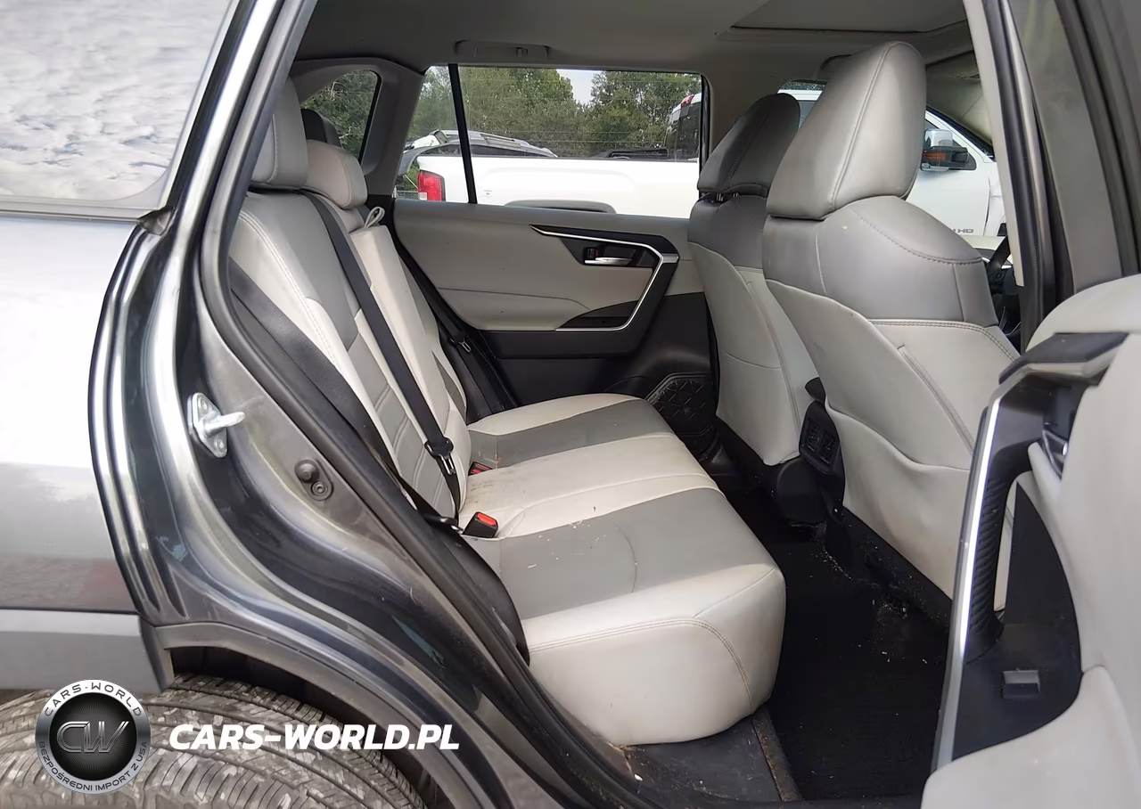 2021 Toyota Rav4 Xle Premium VIN:2T3C1RFV5MC126245 - 8