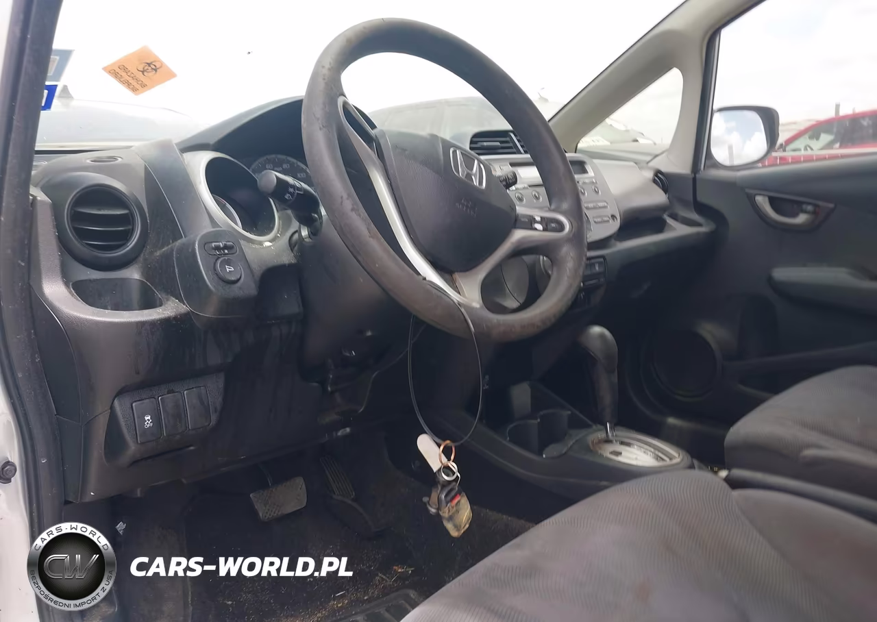 2012 Honda Fit VIN:JHMGE8H33CC003957 - 11