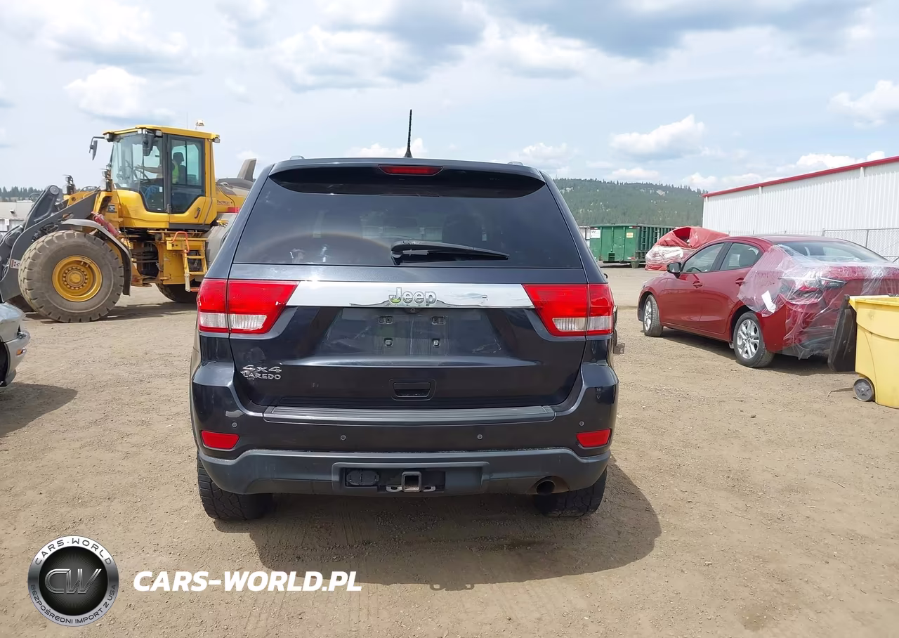 2012 Jeep Grand Cherokee Laredo VIN:1C4RJFAG5CC285347 - 15