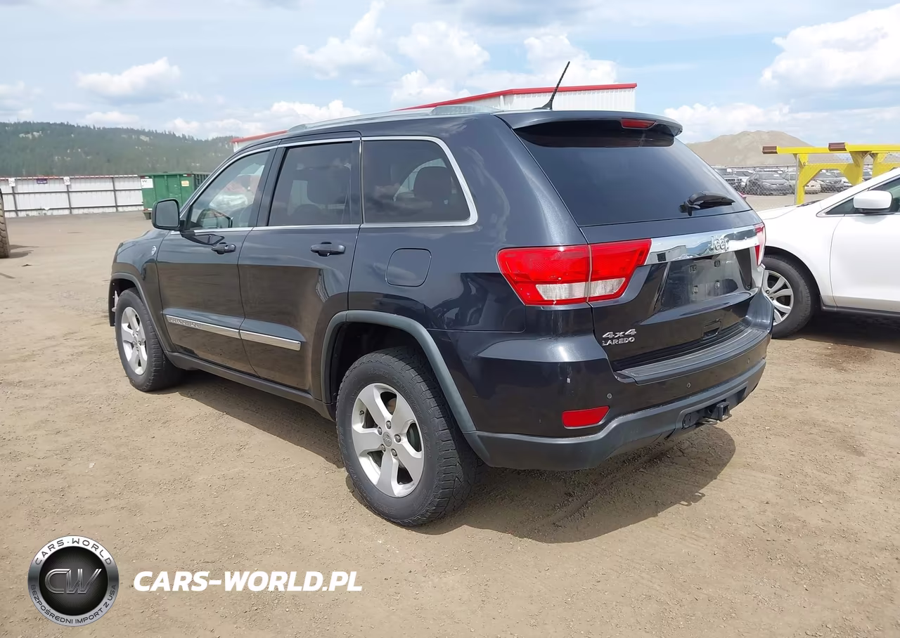 2012 Jeep Grand Cherokee Laredo VIN:1C4RJFAG5CC285347 - 3