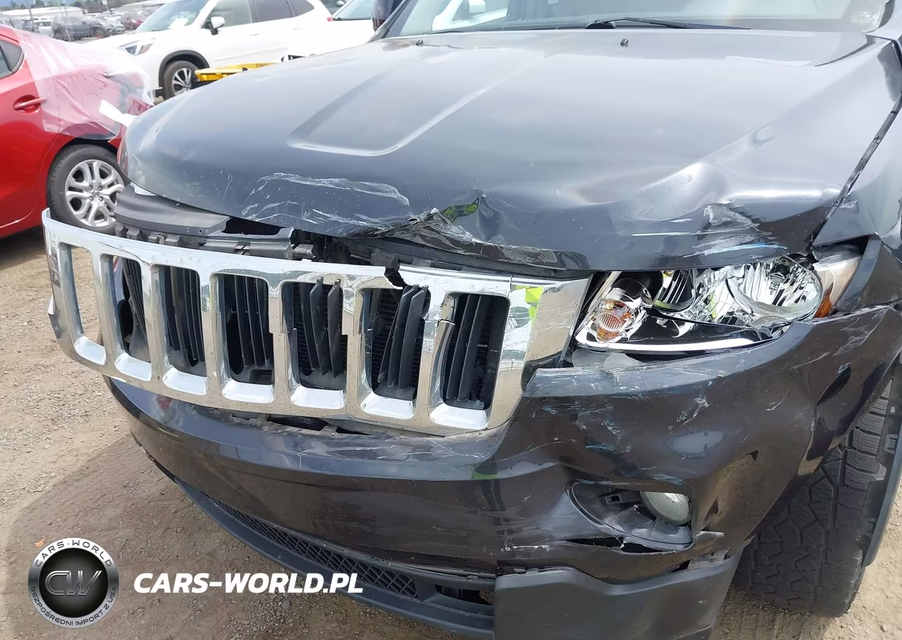 2012 Jeep Grand Cherokee Laredo VIN:1C4RJFAG5CC285347 - 6