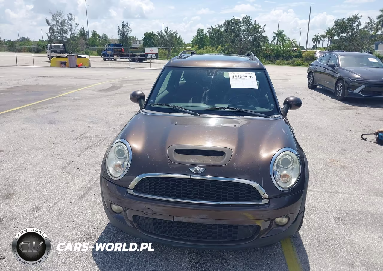 2010 Mini Cooper S Clubman VIN:WMWMM3C52ATZ33216 - 6