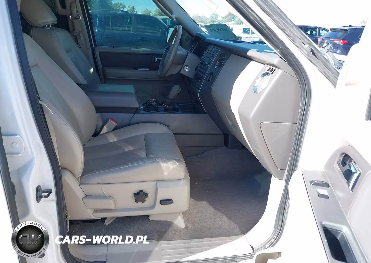 2011 Ford Expedition El Xlt VIN:1FMJK1J57BEF45824 - 5