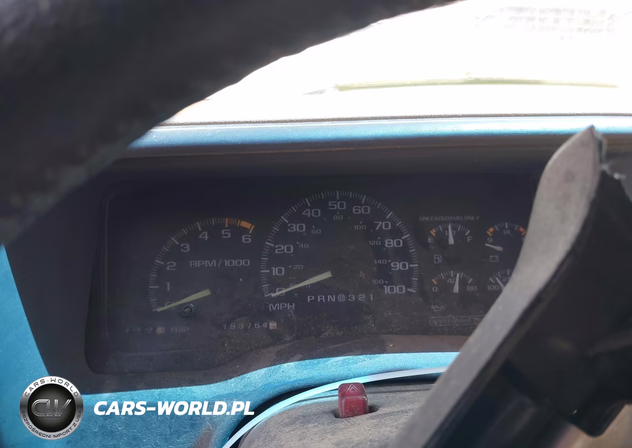 1996 Chevrolet Gmt-400 C1500 VIN:2GCEC19RXT1199720 - 16