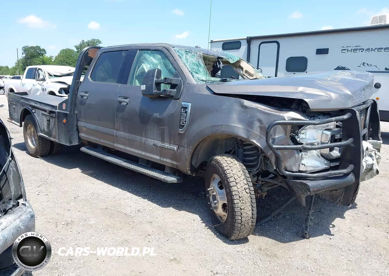2021 Ford Super Duty F-350 Drw Xlt