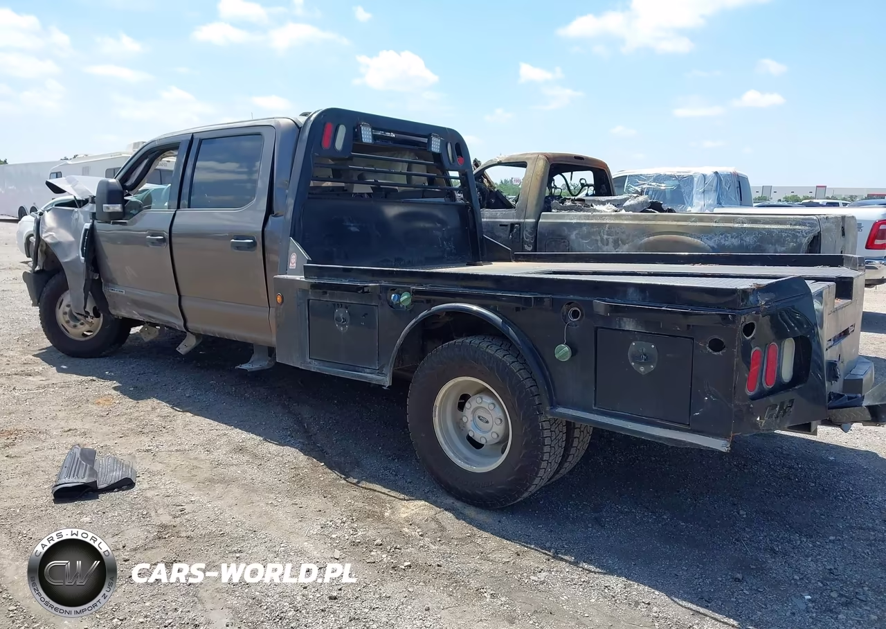 2021 Ford Super Duty F-350 Drw Xlt VIN:1FD8W3HT5MEC27206 - 3